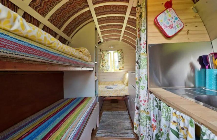 Clissmann Horse Caravans Glamping راثدروم المظهر الخارجي الصورة